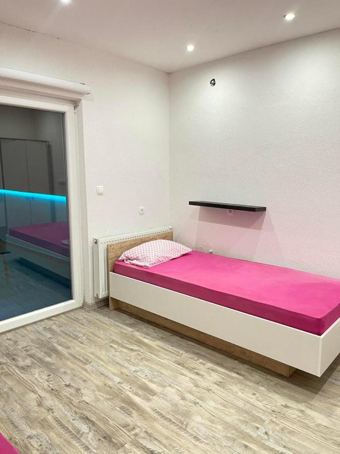 4 Apartamento *